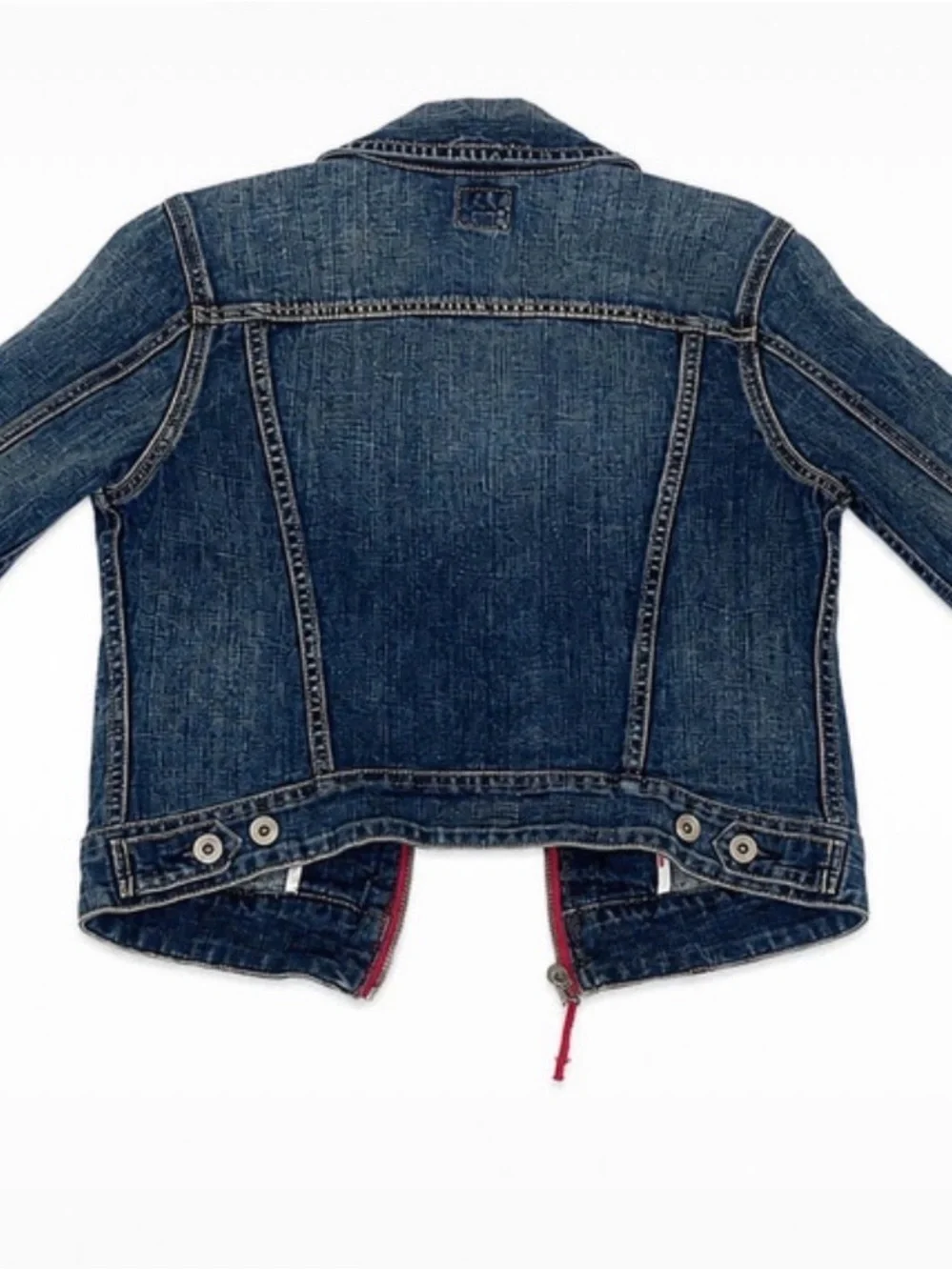 Lucky Brand add unique